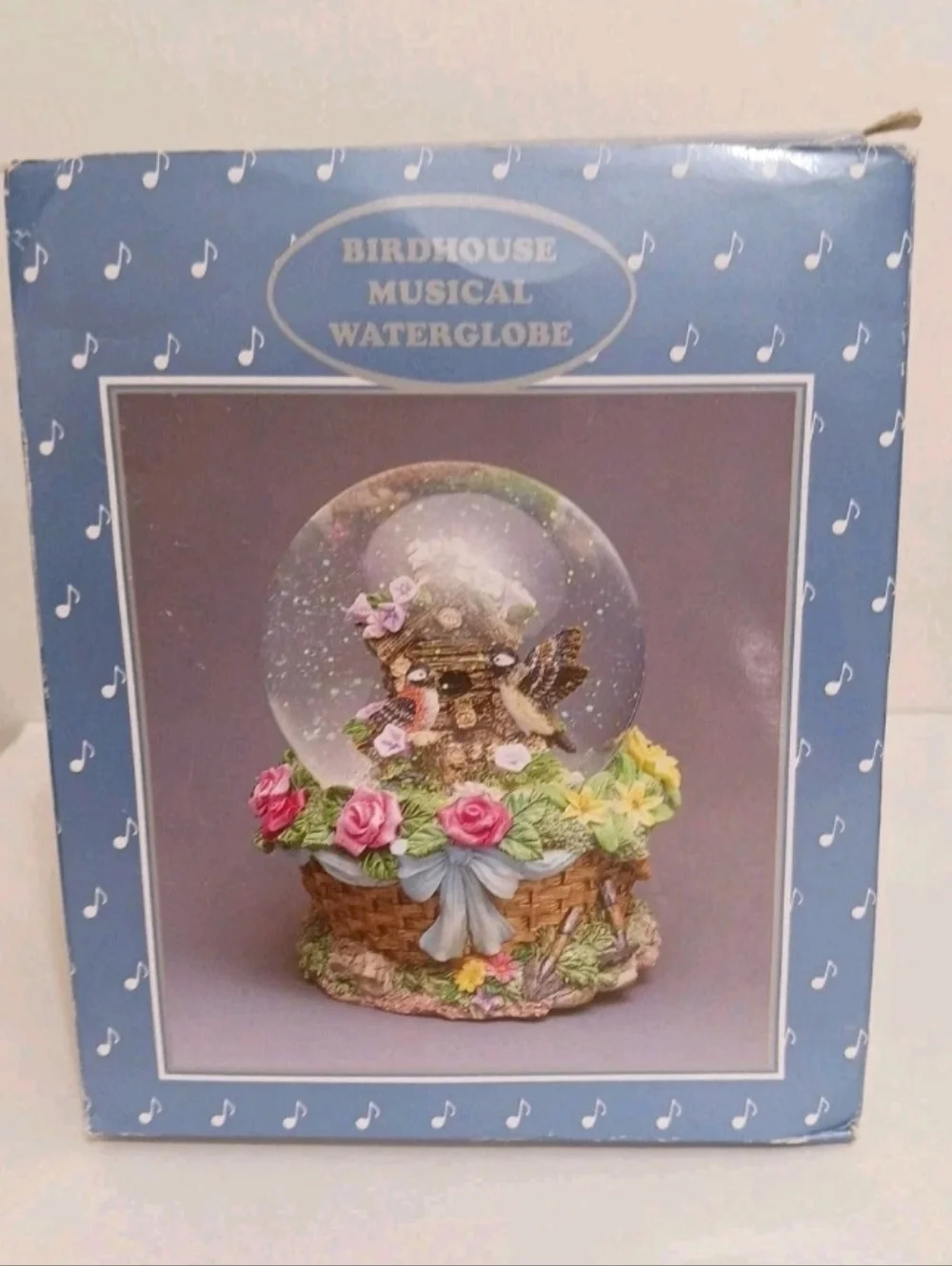 VTG Birdhouse Musical Waterglobe Snow Globe Wind Beneath My Wings Working READ